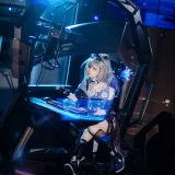 花柒Hana《崩坏 星穹铁道 银狼》主题写真：17张全套美图