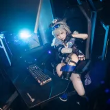 花柒Hana《崩坏 星穹铁道 银狼》主题写真：17张全套美图