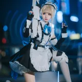 花柒Hana《蔚蓝档案 飞鸟马时》主题写真：15张全套美图