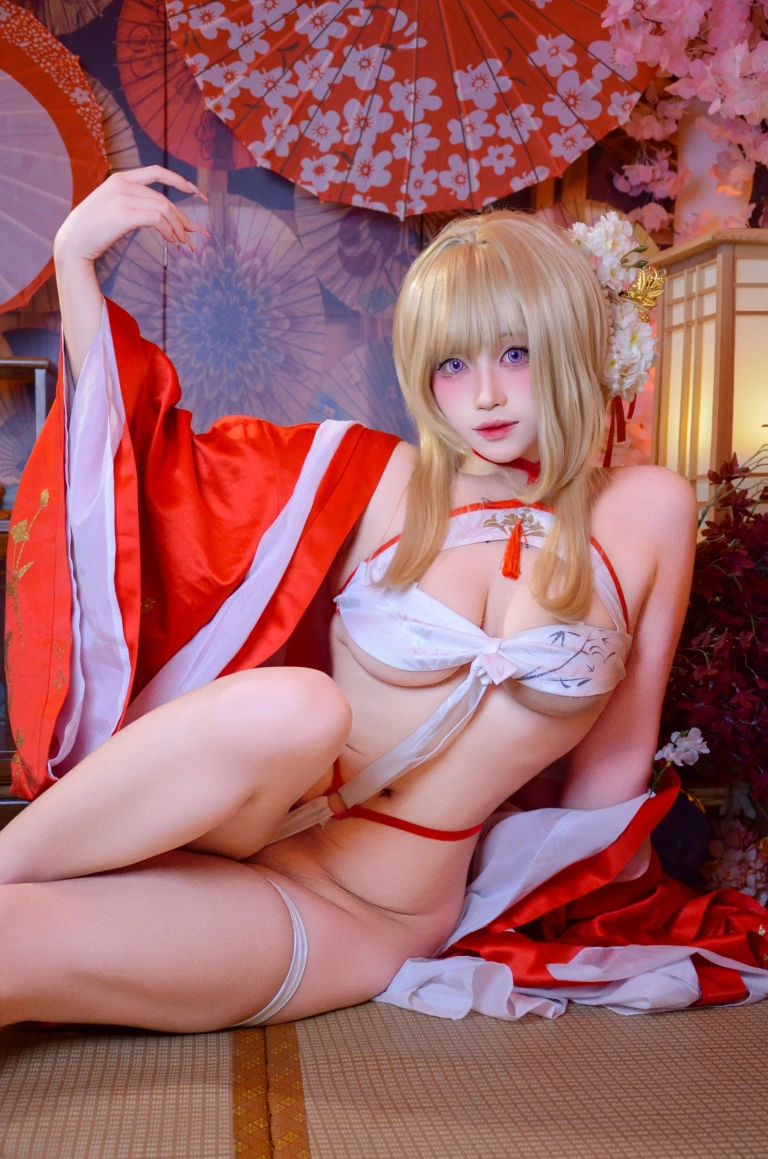 叉烧hibiki《碧蓝航线 光荣 新春》主题写真：67张全套美图，含4个视频