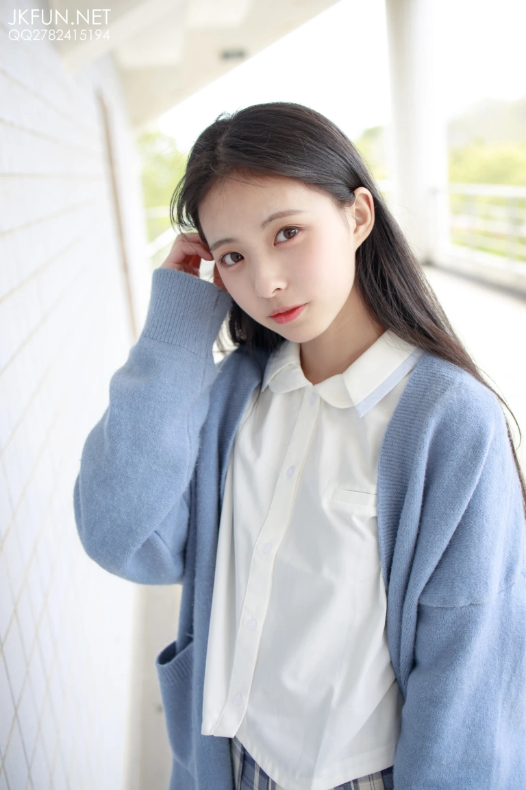 森萝财团《JKFUN-003 甜米》主题写真：150张全套美图，含1个视频