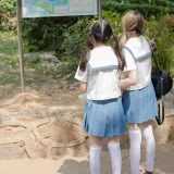 森萝财团《JKFUN-025 《两女一ZOO》 80D白丝过膝袜 默陌&Aika》主题写真：93张全套美图