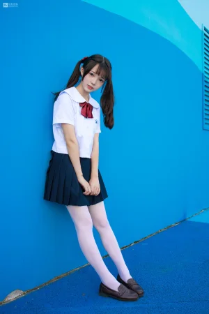 森萝财团《JKFUN-026 《雪糕游乐园》 15D白丝 默陌》主题写真：75张全套美图，含1个视频