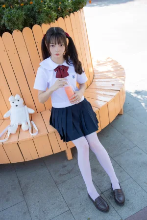 森萝财团《JKFUN-026 《雪糕游乐园》 15D白丝 默陌》主题写真：75张全套美图，含1个视频