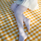 森萝财团《JKFUN-031 《野餐、爆蛋和彩蛋》 踩物 白丝50D 默陌》主题写真：23张全套美图，含1个视频