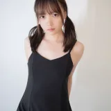森萝财团《JKFUN-052 《百圆定制1.5-2》 高跟鞋果足 Aika》主题写真：67张全套美图，含1个视频