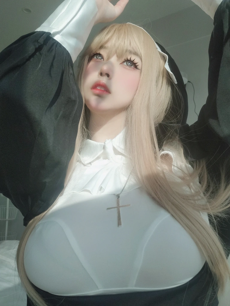 女主K《修女》主题写真：80张全套美图