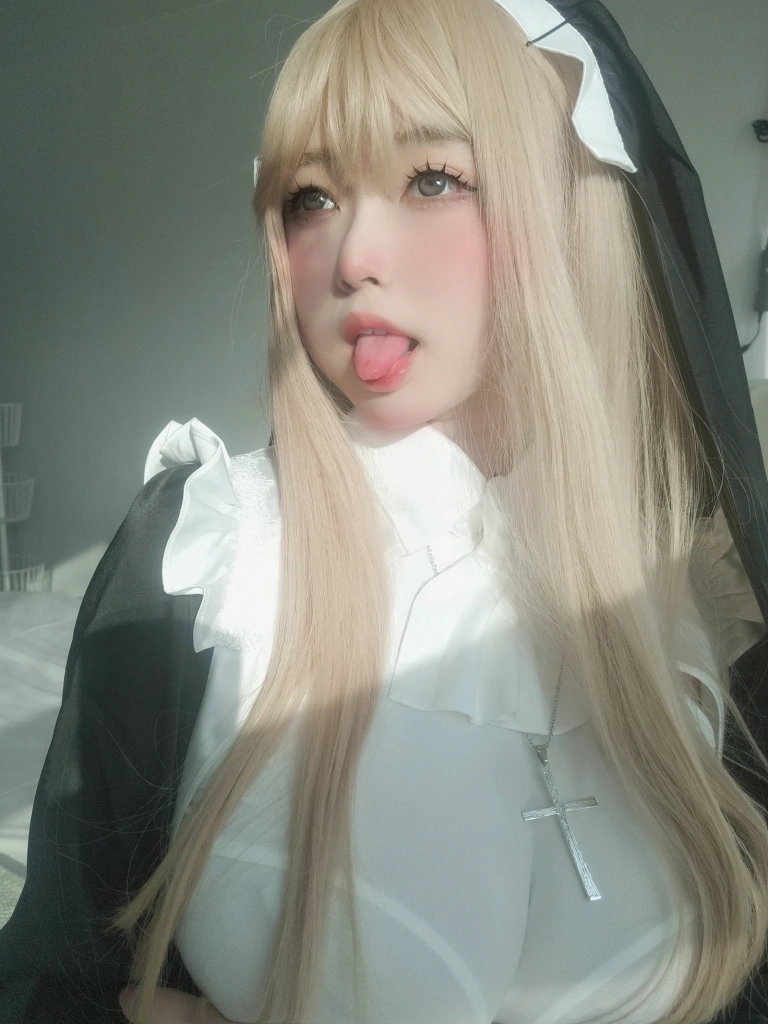 女主K《修女》主题写真：80张全套美图