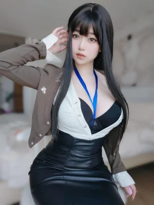 女主K《上司的秘密》主题写真：109张全套美图，含1个视频