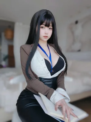 女主K《上司的秘密》主题写真：109张全套美图，含1个视频