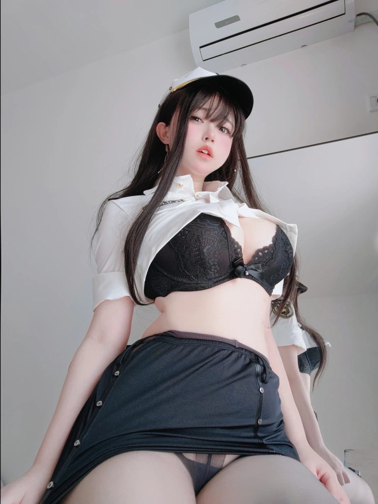 女主K《新任部下》主题写真：103张全套美图
