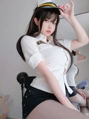 女主K《新任部下》主题写真：103张全套美图