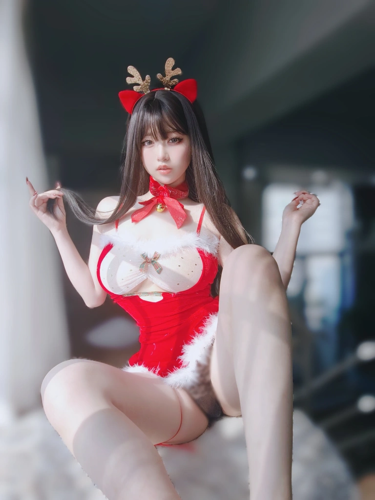 女主K《圣诞麋鹿》主题写真：100张全套美图，含1个视频