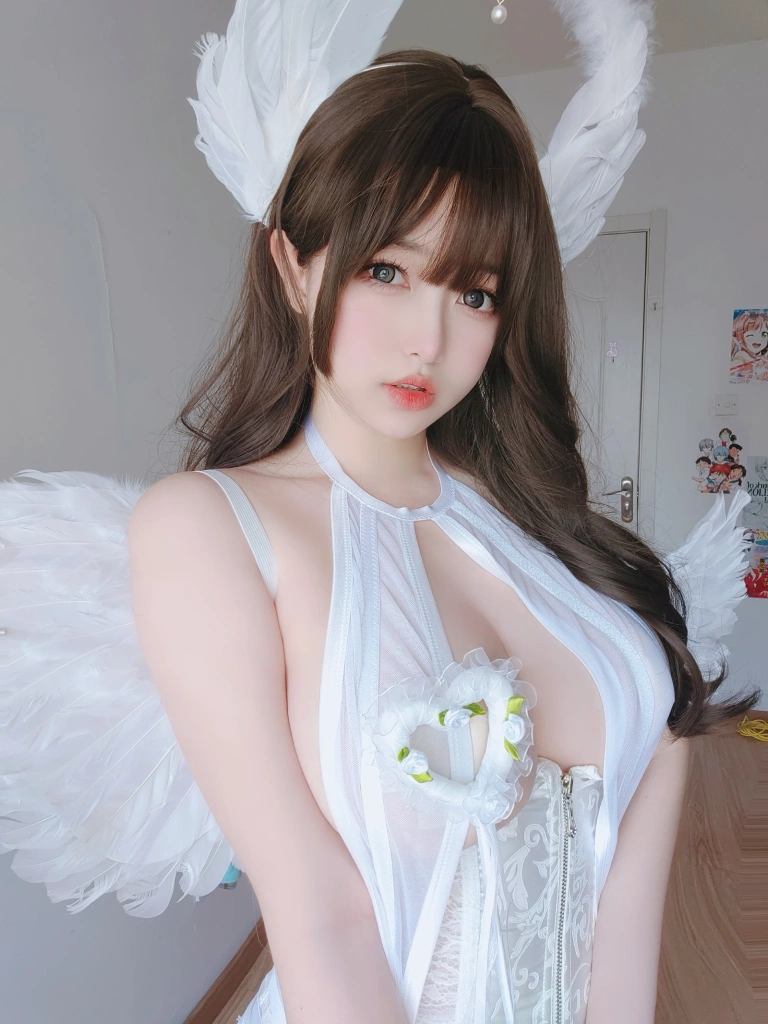 女主K《工口天使》主题写真：100张全套美图