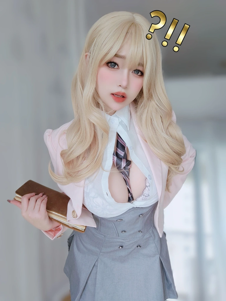 女主K《催眠傲娇的前辈》主题写真：78张全套美图