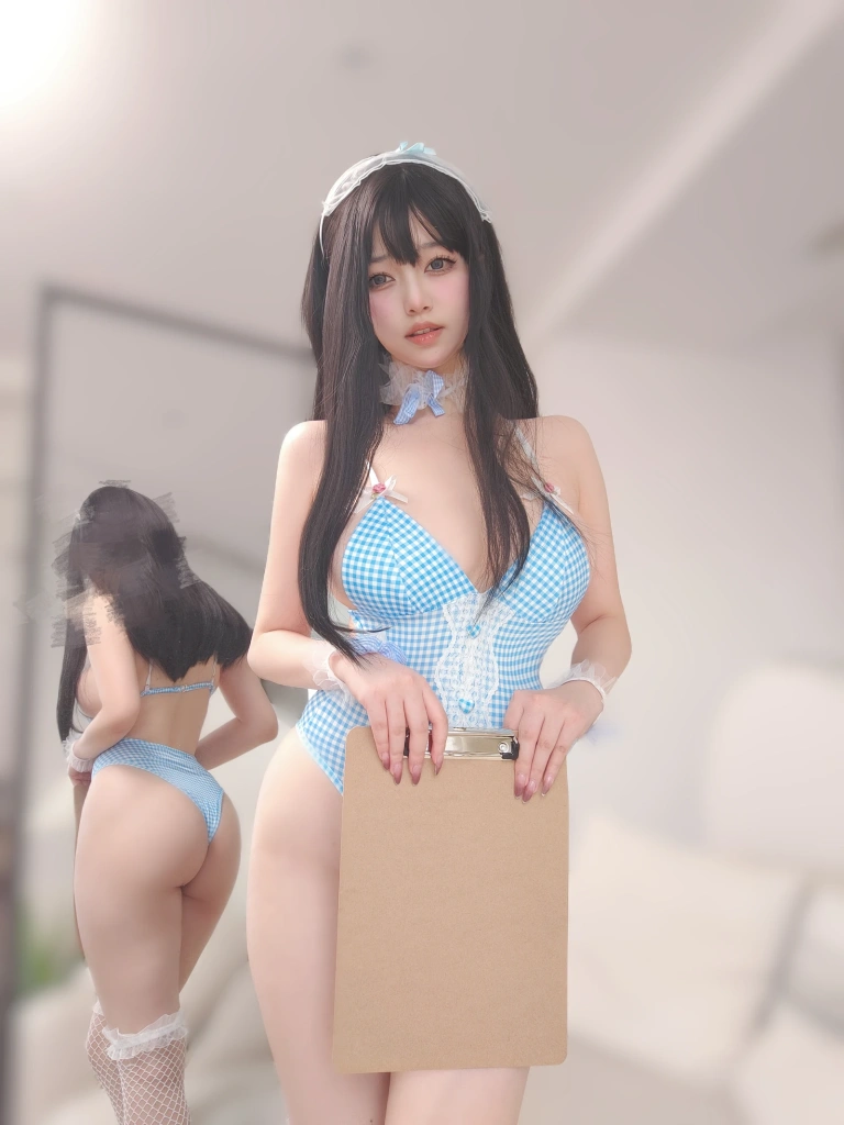 女主K《蓝色泳装女仆》主题写真：94张全套美图