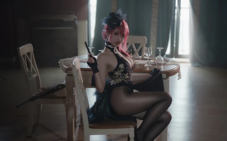 阿薰kaOri《黑太子旗袍》主题写真：20张全套美图