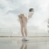 阿薰kaOri《天台》主题写真：82张全套美图，含1个视频