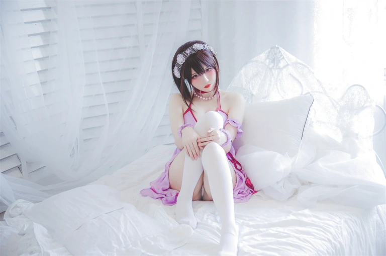 阿薰kaOri《加藤惠睡衣》主题写真：15张全套美图