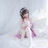 阿薰kaOri《加藤惠睡衣》主题写真：15张全套美图