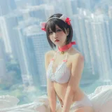 阿薰kaOri《圣诞节限定》主题写真：20张全套美图