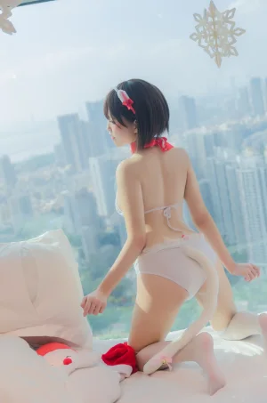 阿薰kaOri《圣诞节限定》主题写真：20张全套美图