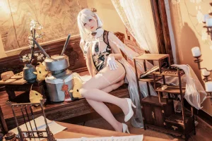 阿薰kaOri《碧蓝航线 天狼星》主题写真：41张全套美图