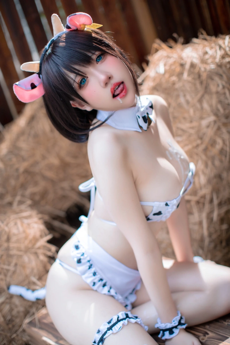 阿薰kaOri《小薰喝牛奶》主题写真：57张全套美图