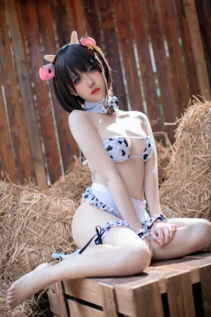 阿薰kaOri《小薰喝牛奶》主题写真：57张全套美图