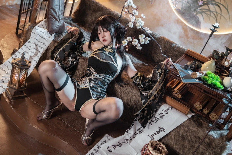 阿薰kaOri《如烟》主题写真：111张全套美图，含11个视频