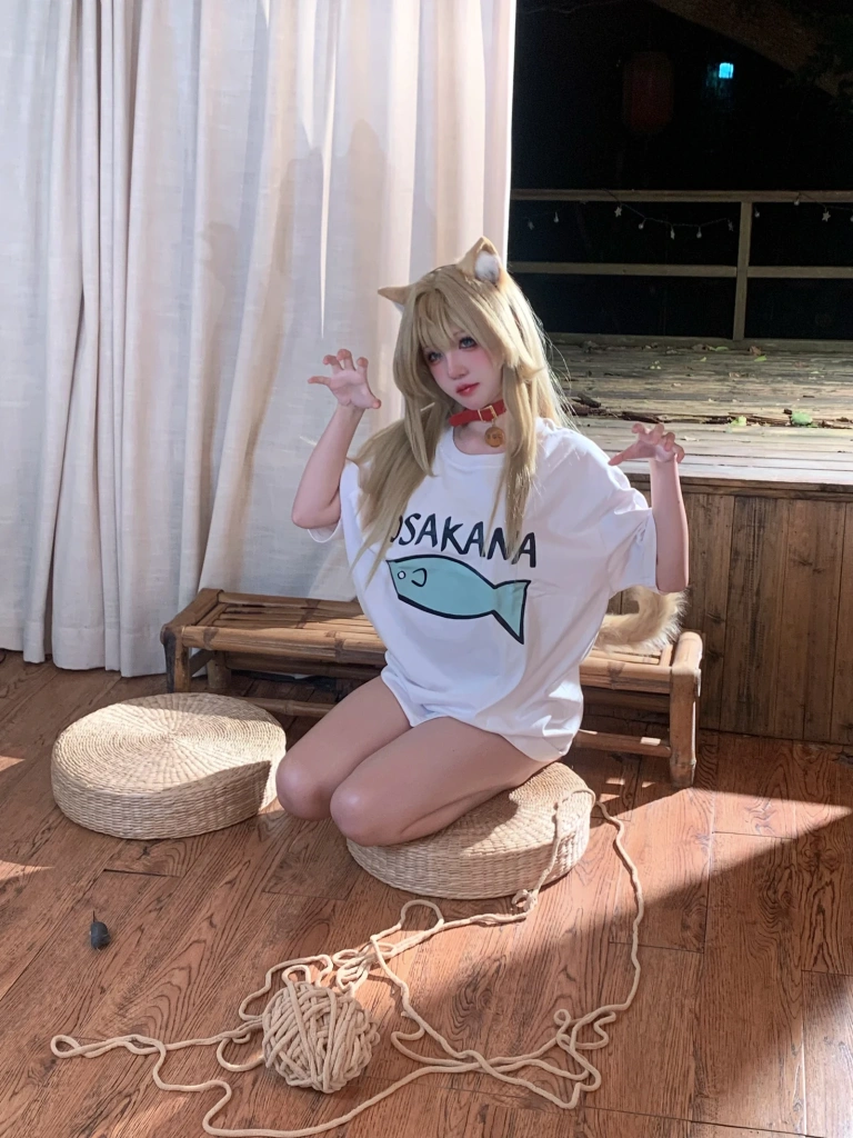 阿薰kaOri《黄豆粉 40猫》主题写真：212张全套美图，含3个视频