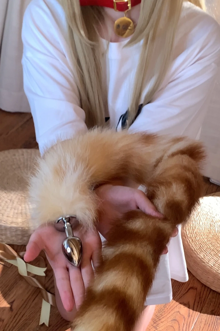 阿薰kaOri《黄豆粉 40猫》主题写真：212张全套美图，含3个视频