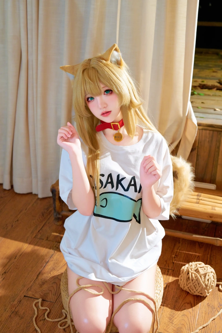 阿薰kaOri《黄豆粉 40猫》主题写真：212张全套美图，含3个视频