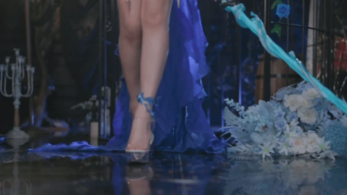 阿薰kaOri《芙露德莉斯》主题写真：214张全套美图，含11个视频