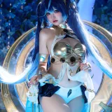 阿薰kaOri《鸣潮 谕女尤诺》主题写真：324张全套美图，含15个视频