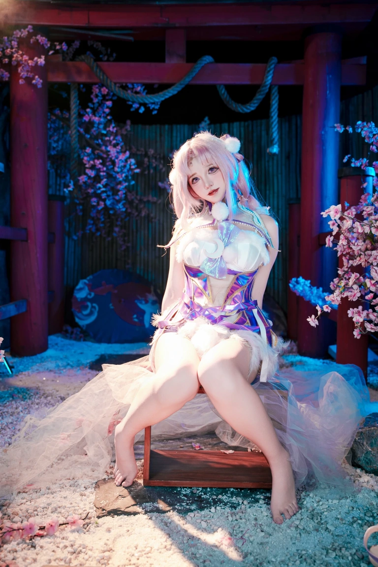 阿薰kaOri《永劫无间·殷紫萍》主题写真：61张全套美图，含1个视频