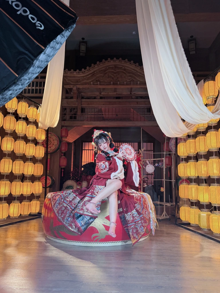 阿薰kaOri《新年》主题写真：543张全套美图，含4个视频