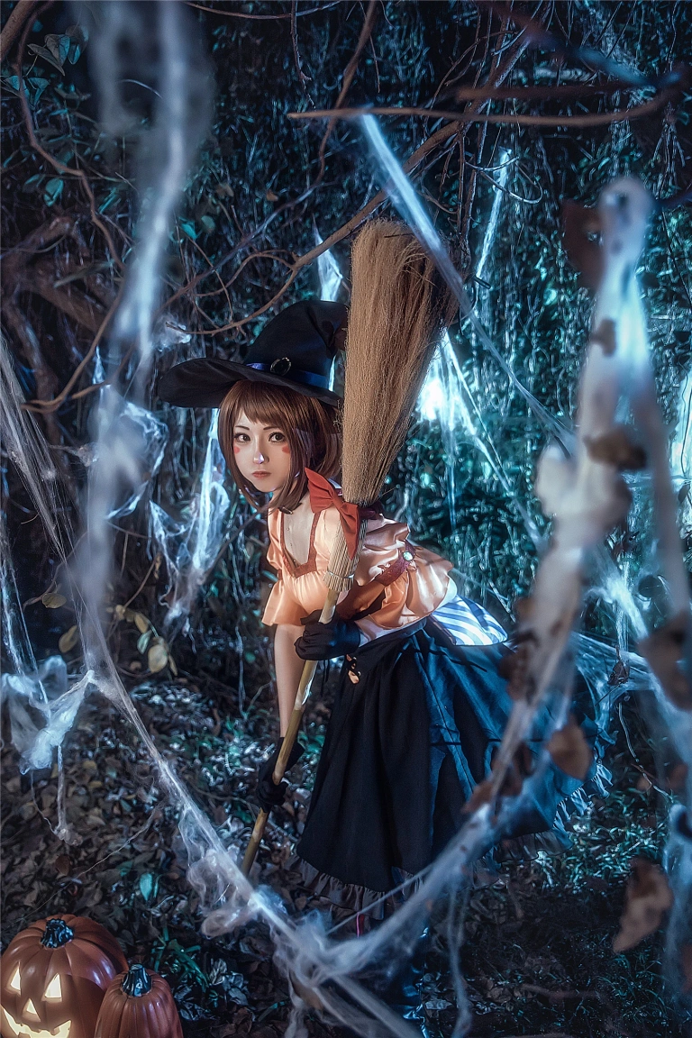 Kitaro_绮太郎《我的英雄学院 万圣节》主题写真：15张全套美图
