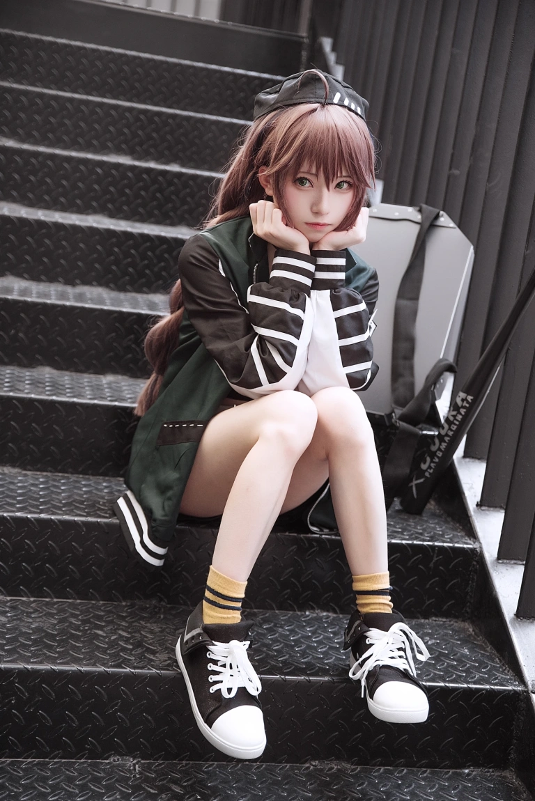 Kitaro_绮太郎《明日方舟 蛇屠箱》主题写真：16张全套美图