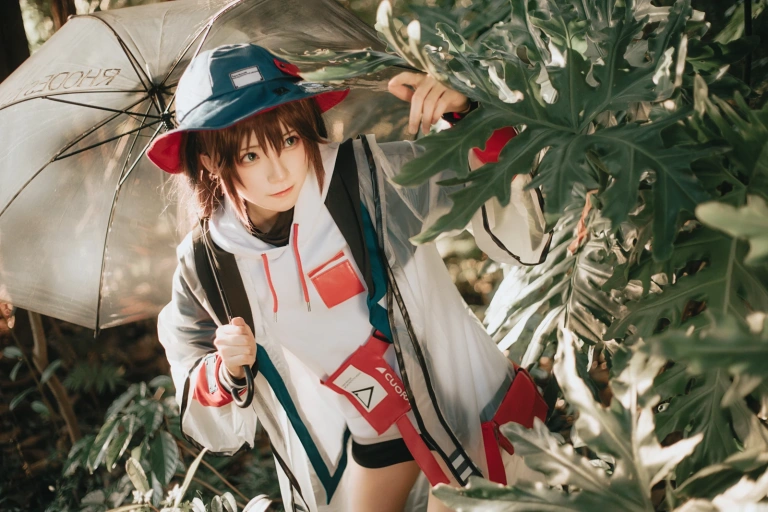 Kitaro_绮太郎《明日方舟 蛇屠箱》主题写真：30张全套美图