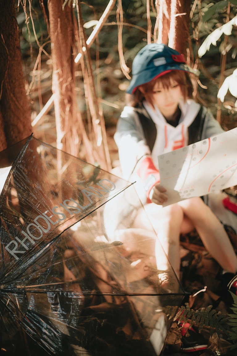 Kitaro_绮太郎《明日方舟 蛇屠箱》主题写真：30张全套美图