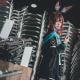 Kitaro_绮太郎《明日方舟 阿米娅》主题写真：17张全套美图