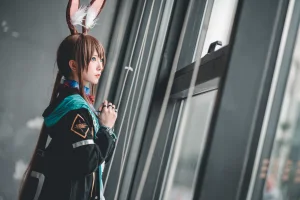 Kitaro_绮太郎《明日方舟 阿米娅》主题写真：17张全套美图