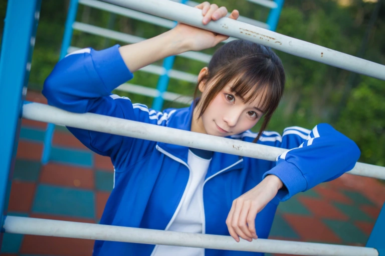 Kitaro_绮太郎《运动服女孩4》主题写真：11张全套美图