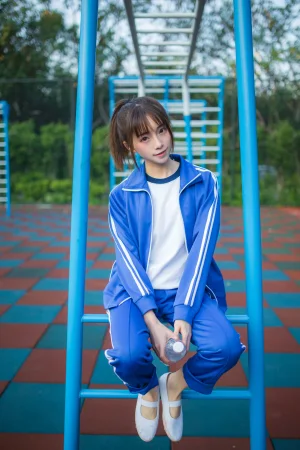 Kitaro_绮太郎《运动服女孩4》主题写真：11张全套美图