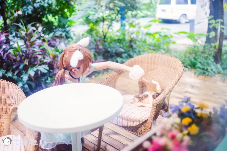 Kitaro_绮太郎《白喵喵喵》主题写真：46张全套美图
