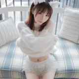 Kitaro_绮太郎《白喵女友》主题写真：41张全套美图