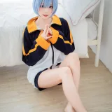 Kitaro_绮太郎《蕾姆运动服》主题写真：18张全套美图