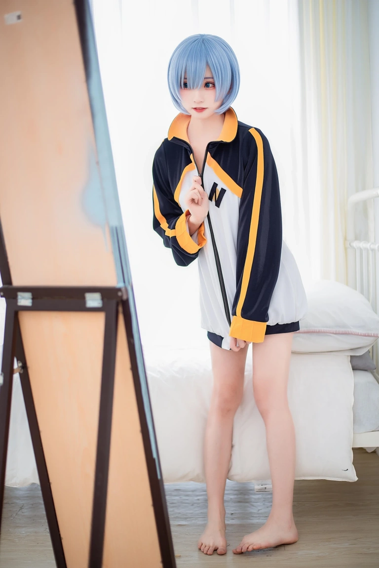 Kitaro_绮太郎《蕾姆运动服》主题写真：18张全套美图