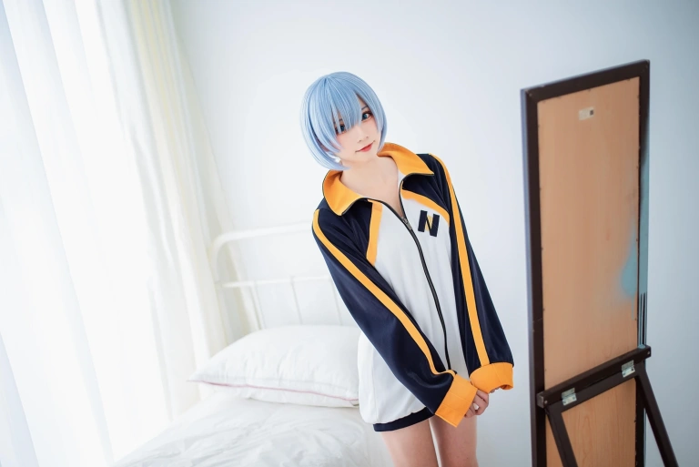 Kitaro_绮太郎《蕾姆运动服》主题写真：18张全套美图